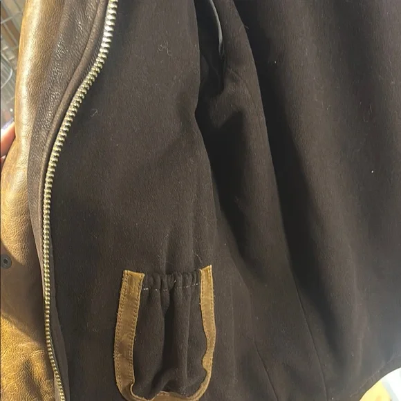 Men's Brown Leather Jacket - Picture 6 of 10